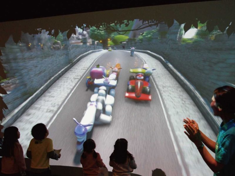 Indoor Playground Calgary - Interactive Projection - Sketch Racing